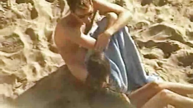 Πορνό χωρίς εγγραφή  Έφηβος Κορίτσι πλύνετε ένα μεγάλο στήθος και τα δάχτυλα στο σεξ πορνο βιντεο μπάνιο