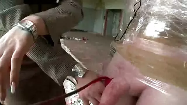 Πορνό χωρίς εγγραφή  Φίλε σύνολα κολπική fisting για την κοπέλα του με το ένα χέρι μπροστά δωρεαν σεξ πορνο από την κάμερα