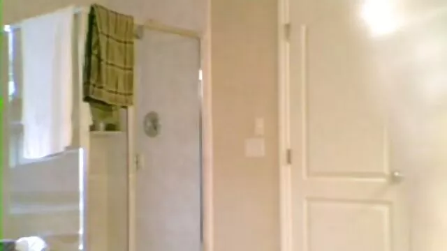 Πορνό χωρίς εγγραφή  Κορίτσι με τα παπούτσια και στοντα πορνο δονητή Πρωκτικό fingering Κόκκινο Σουτιέν μπροστά στην κάμερα