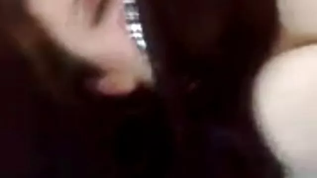 Πορνό χωρίς εγγραφή  Κόκκινα μαλλιά κορίτσια κανονίσει λεσβιακό tsontes me orimes σεξ μπροστά στην κάμερα